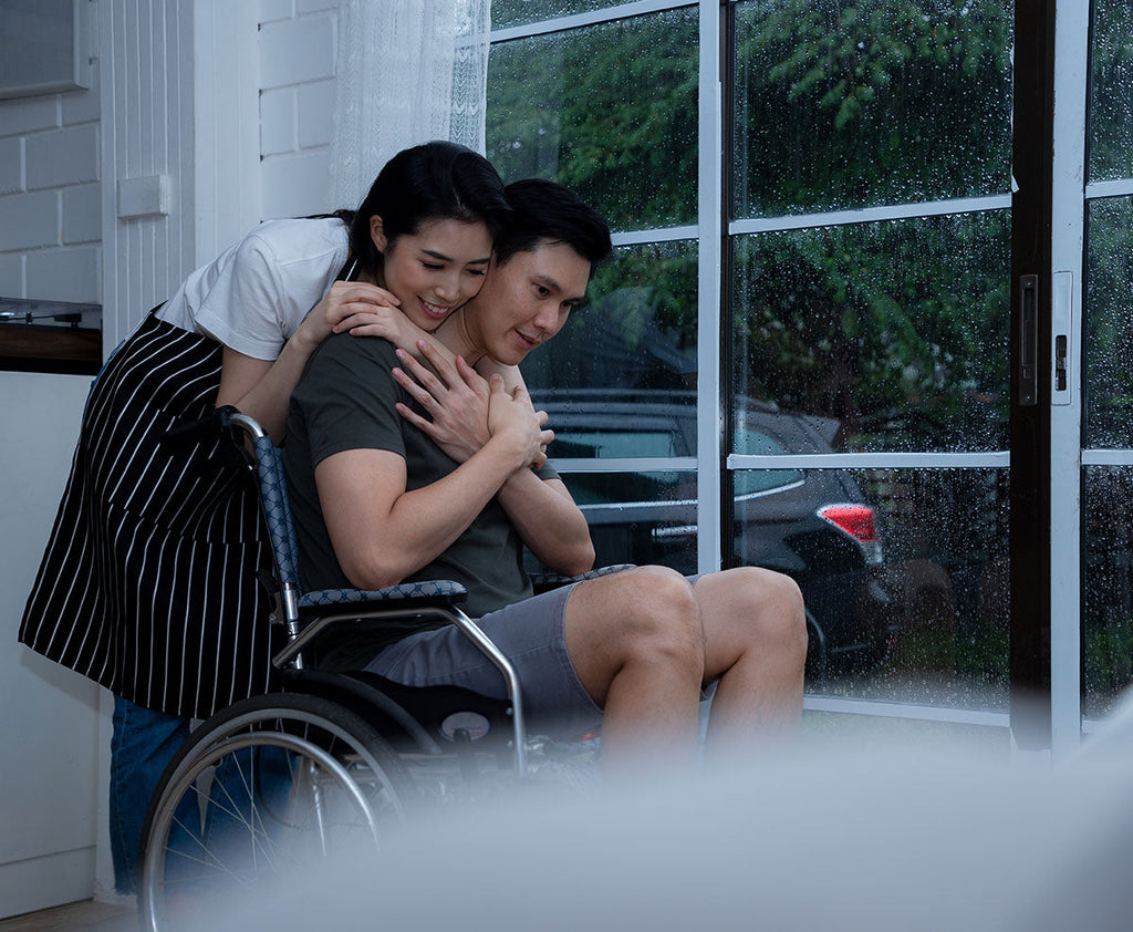 Living With Someone With a Brain Injury: 6 Tips For Thriving